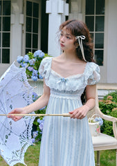 鈥淢atin de fen锚tre fleurie鈥?Dress