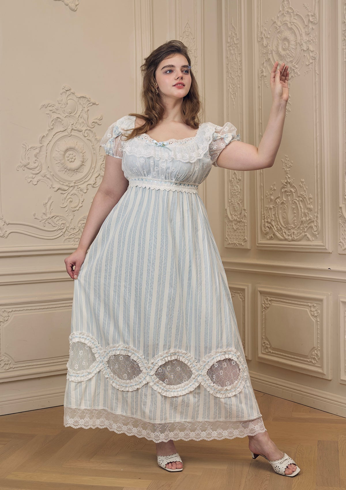 Curve & Plus "Matin de fen锚tre fleurie" Dress